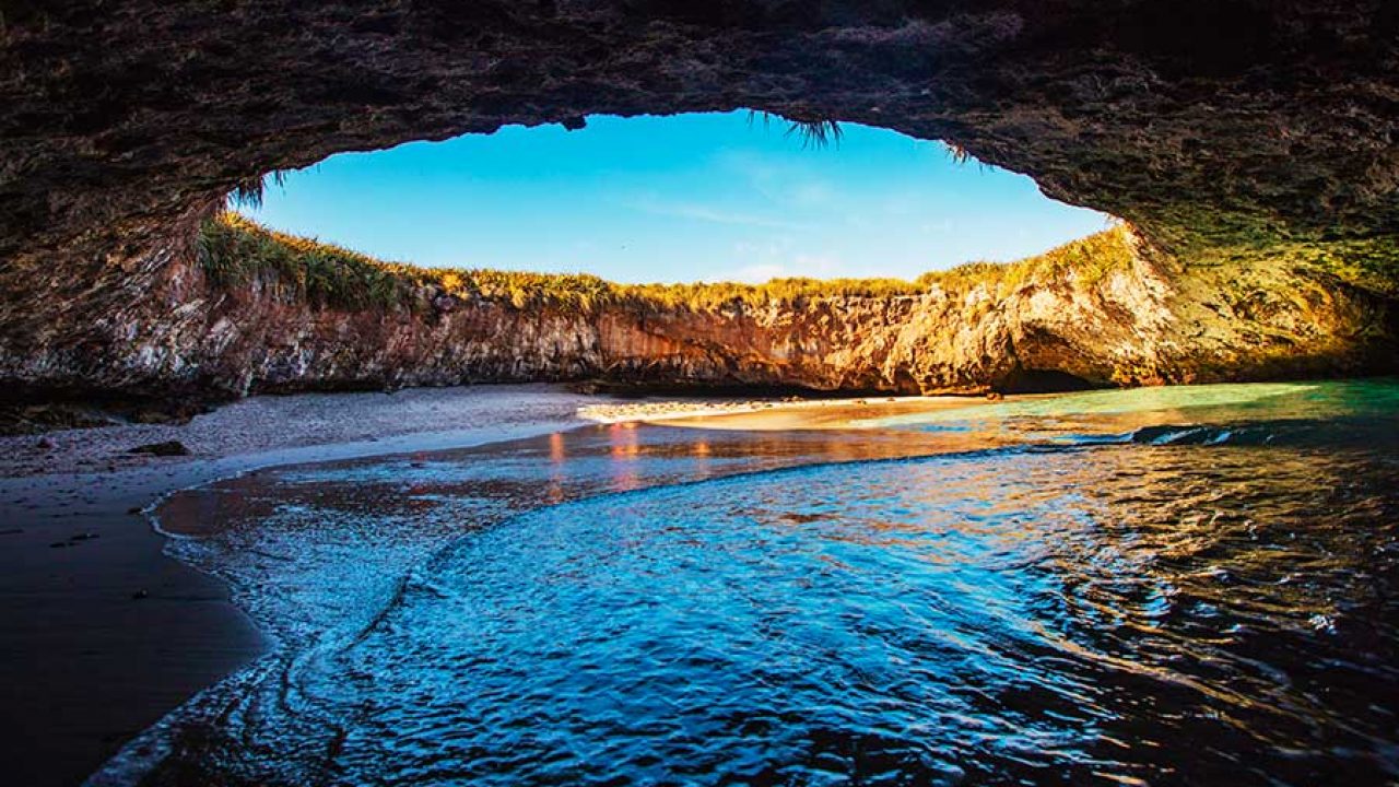 Marieta Islands Hidden Beach Tour